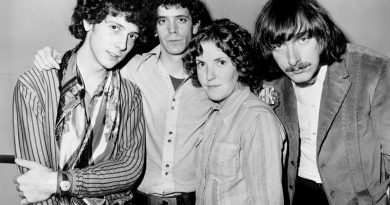 Günün şarkısı: The Velvet Underground – “All Tomorrow’s Parties”