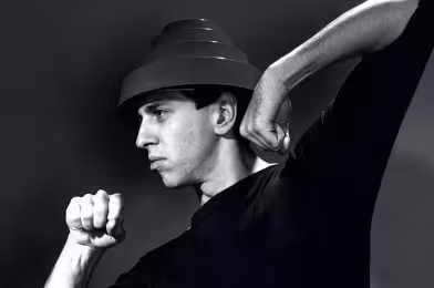 Devo gitaristi Bob Casale hayatını kaybetti
