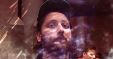 Oneohtrix Point Never, yeni albümü için remiks yapmanızı istiyor!