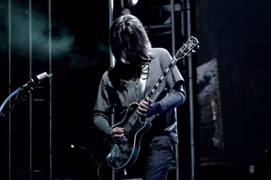 Adam Jones, yoldaki Tool albümünden bazı detaylar paylaştı