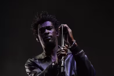 Günün şarkısı: Massive Attack - Teardrop