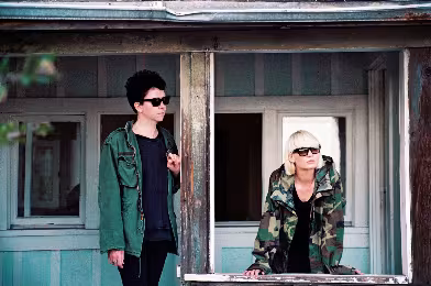 The Raveonettes'in aylık single serisinin ilki yayınlandı