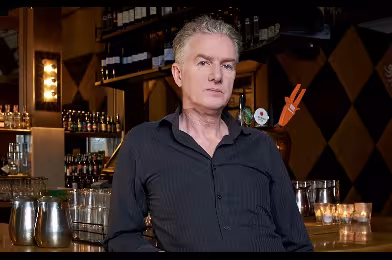 Mick Harvey, üçüncü Serge Gainsbourg cover albümünü yayınlıyor
