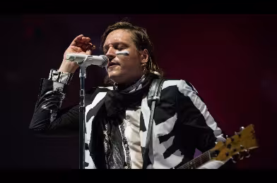 Günün şarkısı: Arcade Fire - Crown Of Love