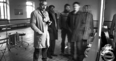 Günün şarkısı: Tindersticks – How He Entered