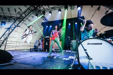 Deerhoof'tan eğlenceli bir Def Leppard yorumu: 