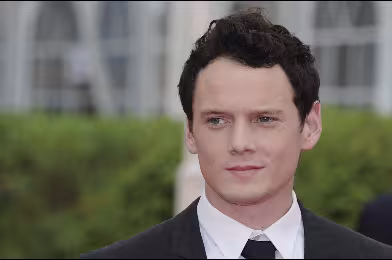 Anton Yelchin, trajik bir kaza sonucu 27 yaşında hayatını kaybetti