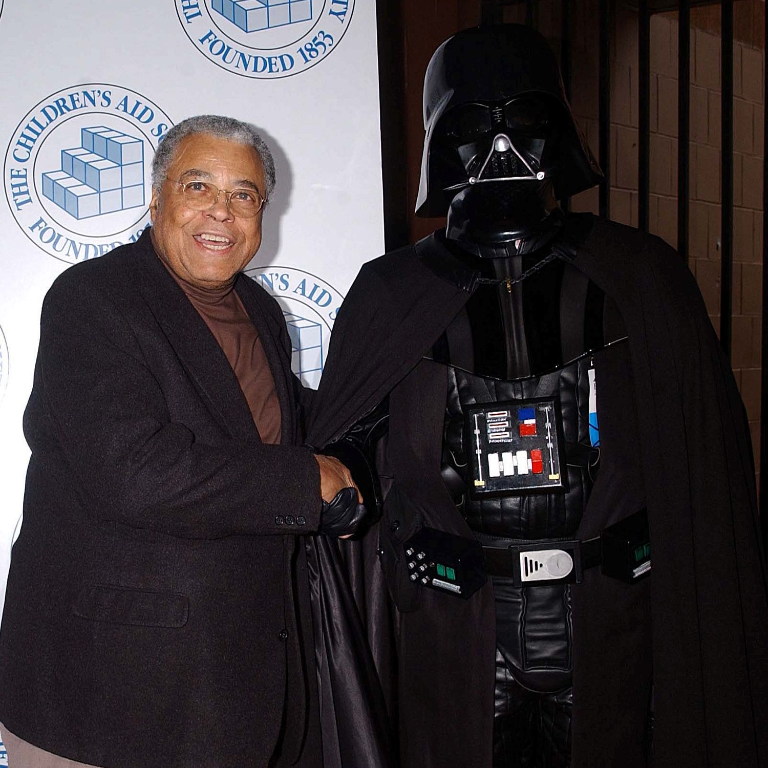 James Earl Jones, "Rogue One"da bir kez daha Darth Vader'ı