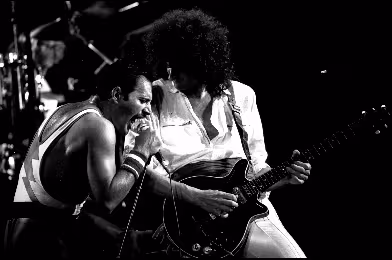 Günün şarkısı: Queen - Stone Cold Crazy