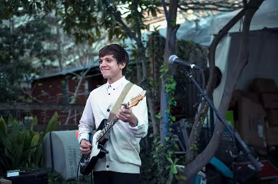 Surfer Blood gitaristi Thomas Fekete, 27 yaşında hayatını kaybetti