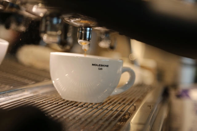 3062303-inline-8-moleskine-now-has-a-chic-cafe-in-italy