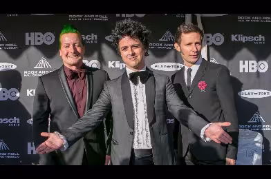 Green Day yeni albümünden ilk single'ı yayınladı: 
