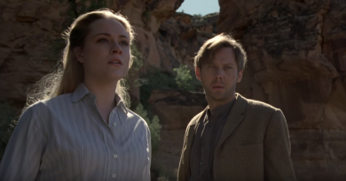 Yeni HBO dizisi “Westworld”ü yapımcıları ve oyuncularından dinleyin