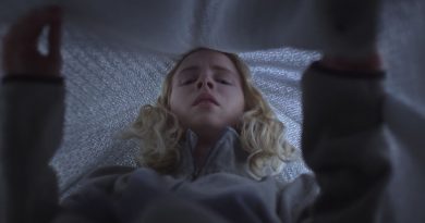 Netflix, “The OA” yapımcılarıyla ikinci sezon için anlaşıldığını duyurdu