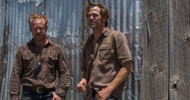 “Hell Or High Water”ın yönetmeni ve başrol oyuncuları Netflix filmi “Outlaw King” için bir araya geliyor