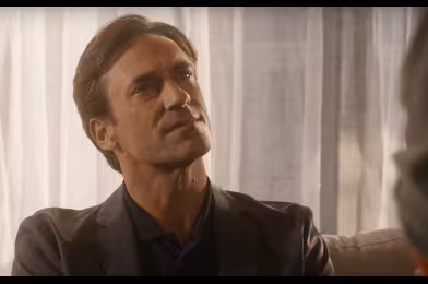 Jon Hamm'li bilim kurgu filmi 
