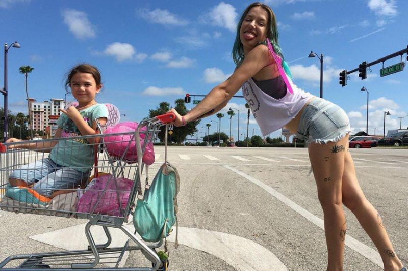 Ödül sezonuna damgasını vuracak, yılın bağımsız hiti 'The Florida Project'ten ilk fragman