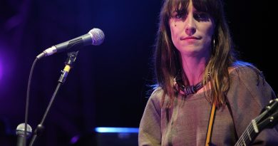 Feist, “Pleasures” albümünü kaydederken yediği yemekleri bir kitapta topladı