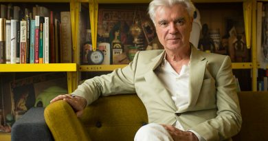 David Byrne’den solo albüm geliyor: “American Utopia”