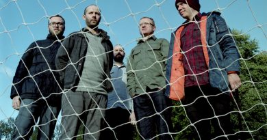 Günün şarkısı: Mogwai – I Know You Are But What Am I?