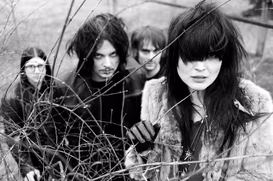 Günün şarkısı: The Dead Weather - Hang You From The Heavens
