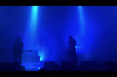 The Strokes’dan yeni bir şarkı: “The Adults Are Talking”