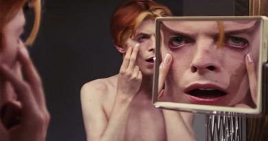 David Bowie’nin rol aldığı “The Man Who Fell to Earth” filmi diziye dönüşüyor