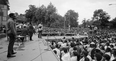 Questlove yönetmenliğinde bir müzik belgeseli: “Black Woodstock”