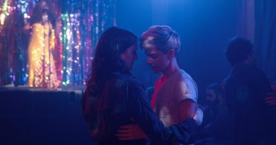 Netflix yapımı yeni queer kara komedi “Feel Good”dan ilk fragman