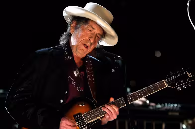 Bob Dylan’dan mucizevi bir kişisel teşhir: “I Contain Multitudes”