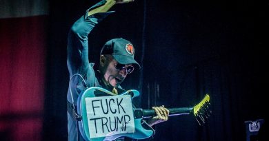 Haykır Tom Morello, haykır