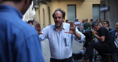 Luca Guadagnino yapımcılığında bir Yunanistan tatili gerilimi: “Born to be Murdered”