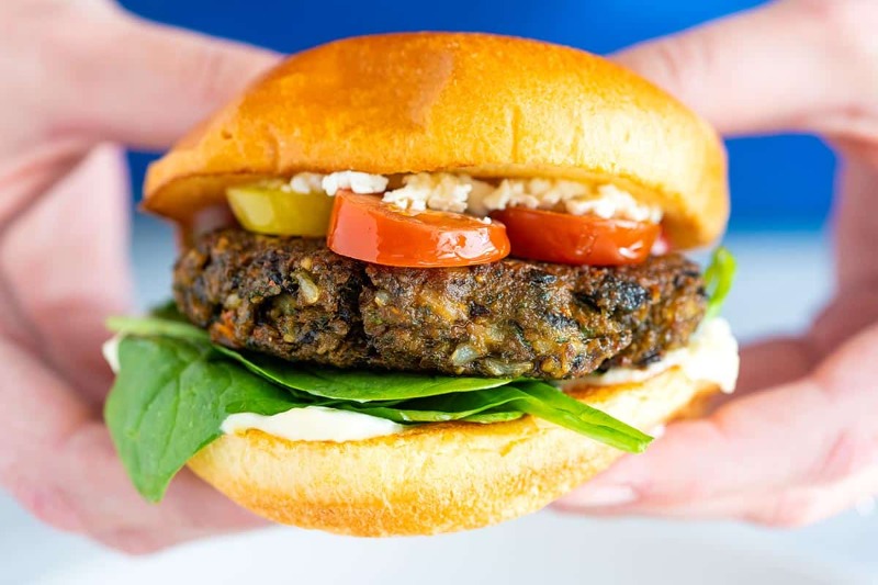 Dünya dönüyor: Avrupa Parlamentosu’nun vegan burgerler hakkında kararı ve diğerleri