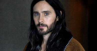 Jared Leto yıllar sonra bir dizinin oyuncu kadrosunda: “WeCrashed”