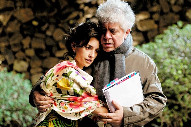 Pedro Almodovar Ile Penelope Cruz Dan Kusurlu Annelige Adanmis Bir Film Bant Mag