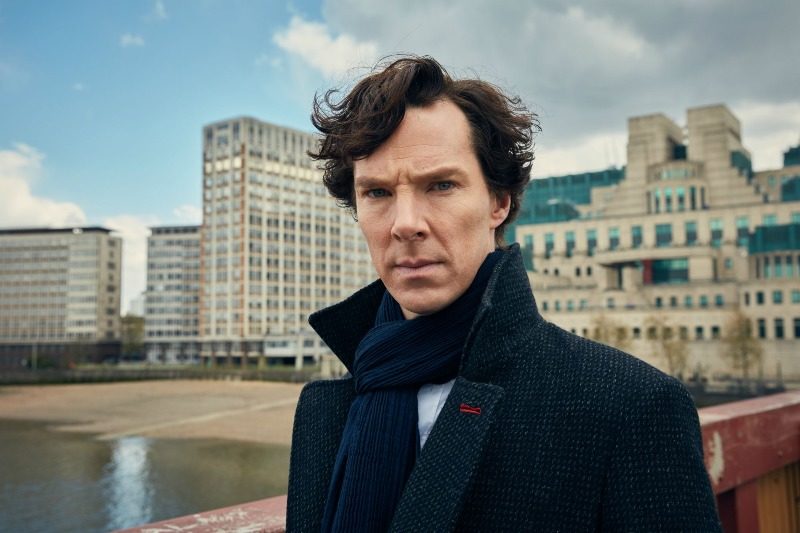 Benedict Cumberbatch’ten “Sherlock”un dönüşü için açık kapı