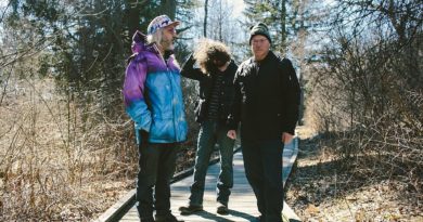 12. Dinosaur Jr. albümüne saatler kala bir iştah açıcı daha 12. Dinosaur Jr. albümüne saatler kala bir iştah açıcı daha