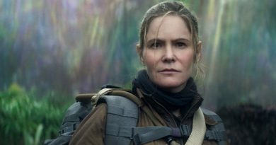 Jennifer Jason Leigh de “Hunters” ile Nazi avına çıkıyor