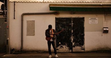 Koşun Elektro Hafız’ın diskosuna Koşun Elektro Hafız’ın diskosuna
