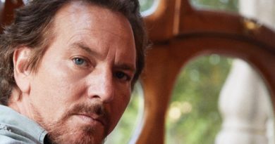 Eddie Vedder’ın “dünyalı” solo albümü