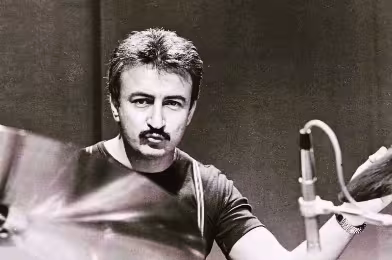 Durul Gence (1940-2021)