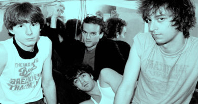 R.E.M. ile 40 yıl önceye, yolun en başına dönüş R.E.M. ile 40 yıl önceye, yolun en başına dönüş