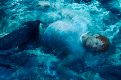 Ed Sheeran, dostlar ve kayıplar: Eyes Closed