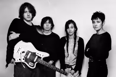 Kevin Shields ve My Bloody Valentine hikâyesine derin bir bakış: Turn My Head Into Sound