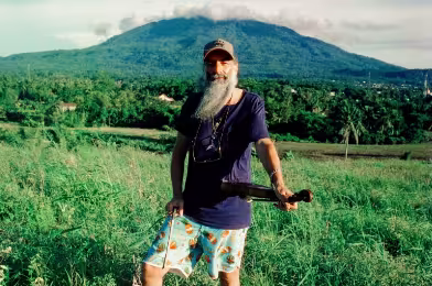 Ellis Park: Warren Ellis’in Sumatra’da atan kalbi