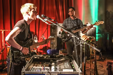 Adult Jazz'ın yeni albümü ''Gist Is'', NPR'da!