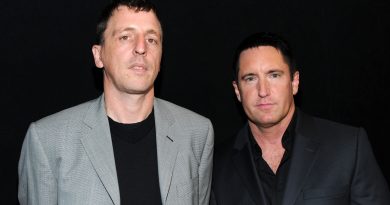 Trent Reznor, ”Gone Girl” soundtrack’lerinden bir tadımlık yayınladı