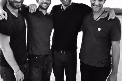Coldplay’den Sydney’de çekilen yeni klip: “A Sky Full Of Stars”