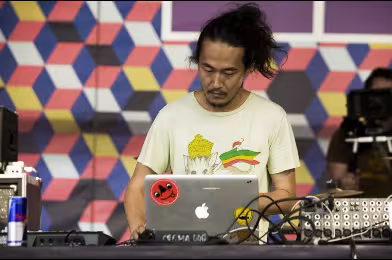 Yoldaki Daisuke Tanabe albümünden bir şarkı daha: ''Pinebee''