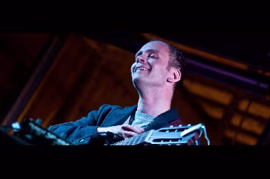 Jens Lekman'dan yeni şarkılarının da yer aldığı bir miksteyp: ''WWJD''
